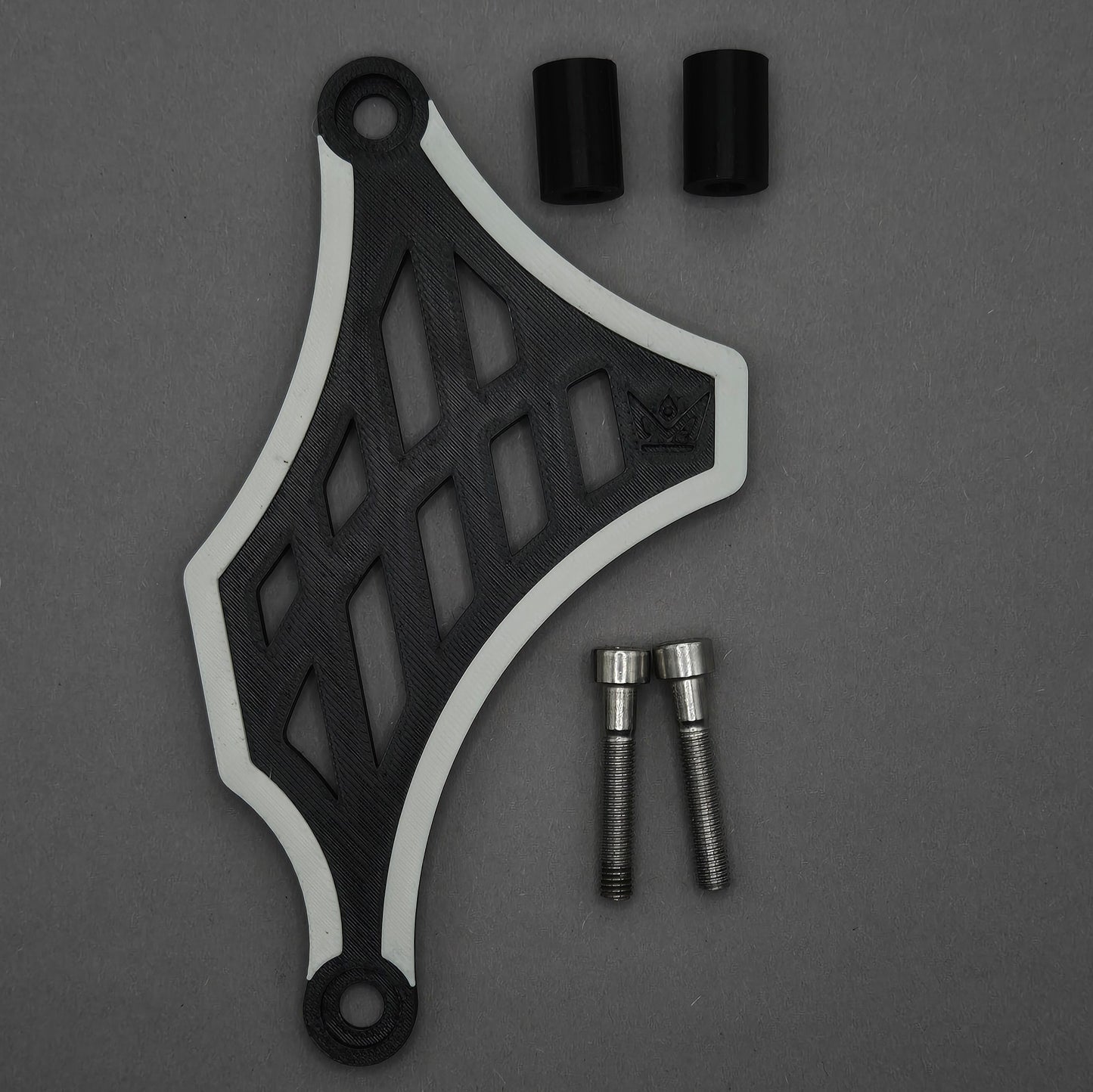 GEARCOVER | AM6 | PLASTIC | TWO TONE