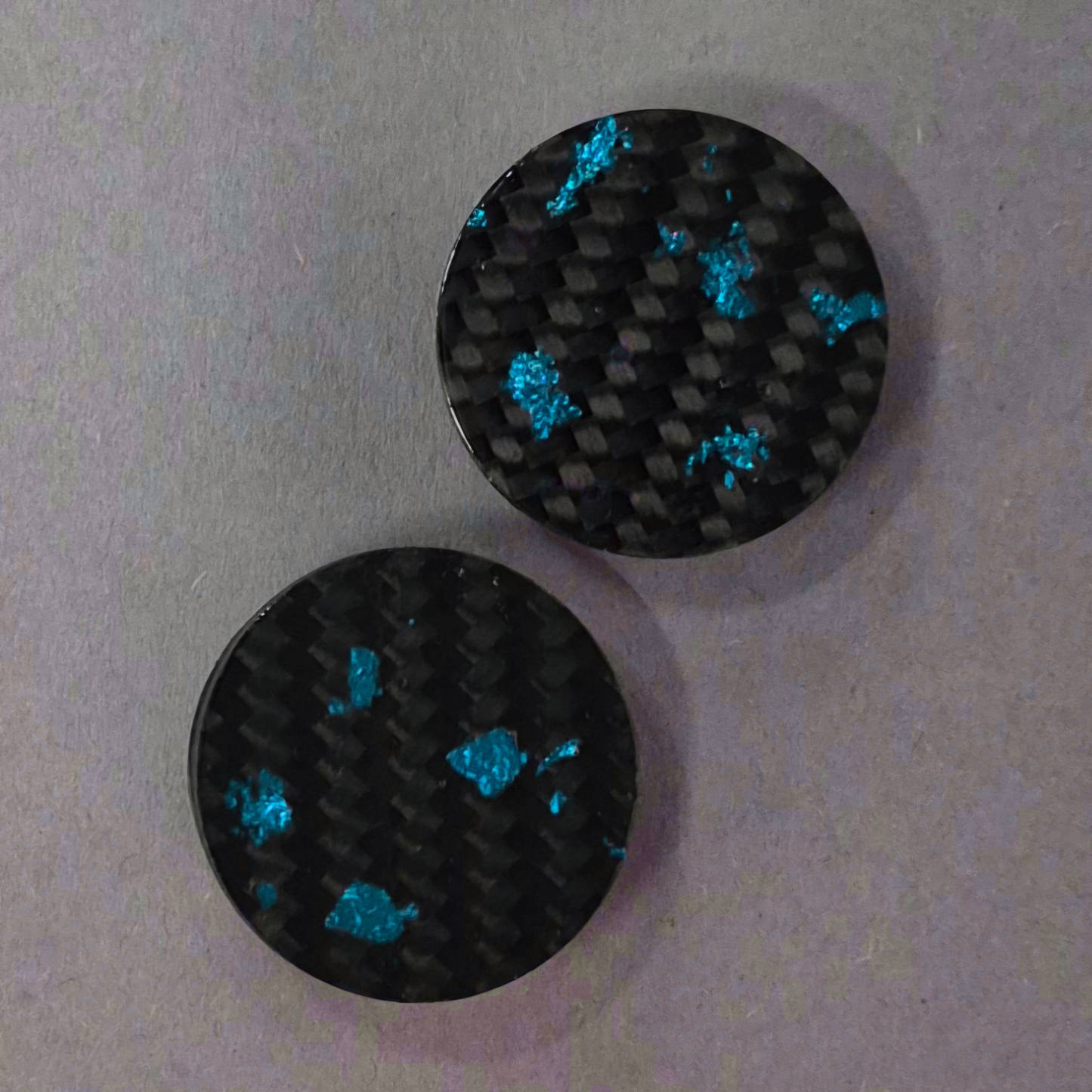 FRAMEPLUG | CARBON