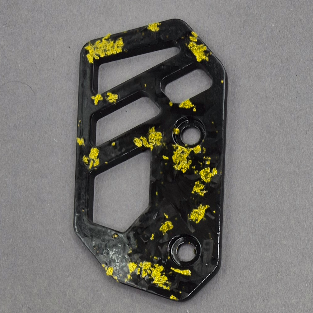 REAR BRAKE COVER | CARBON