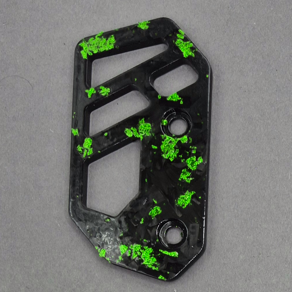 REAR BRAKE COVER | CARBON