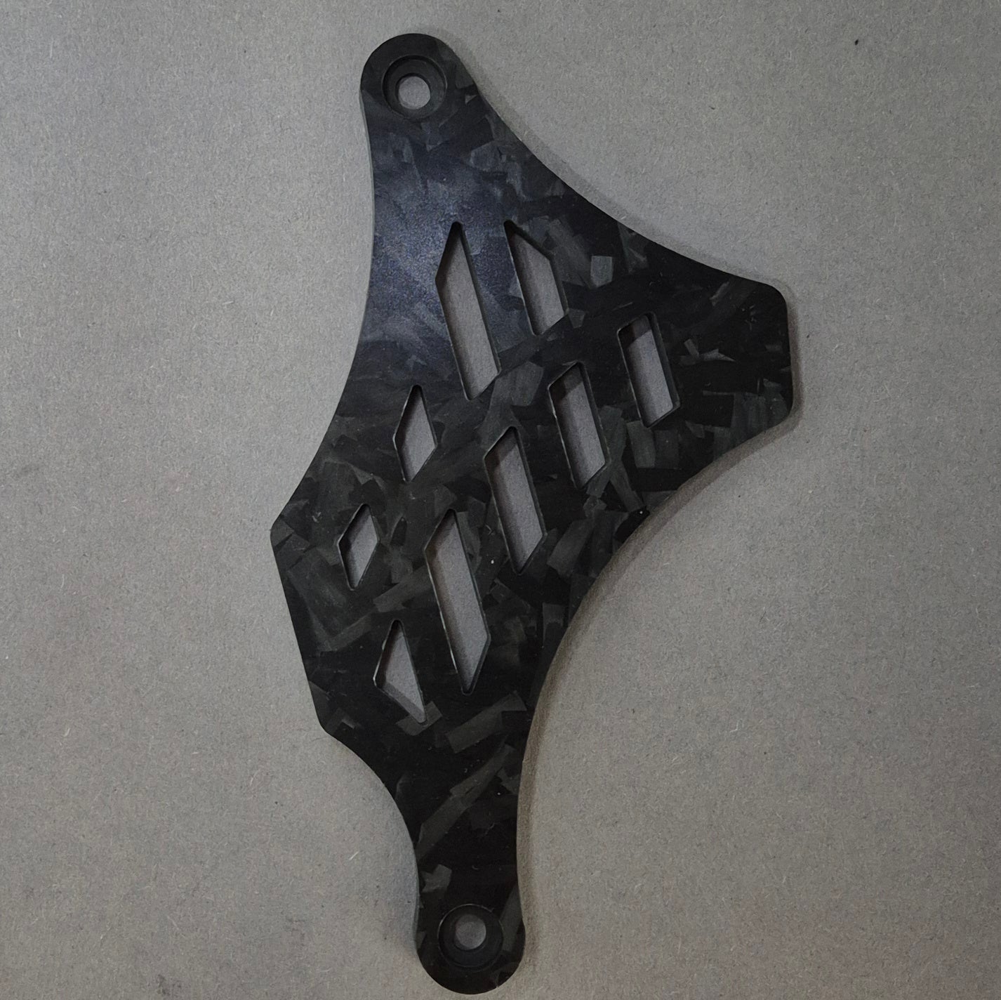 GEARCOVER | AM6 | CARBON