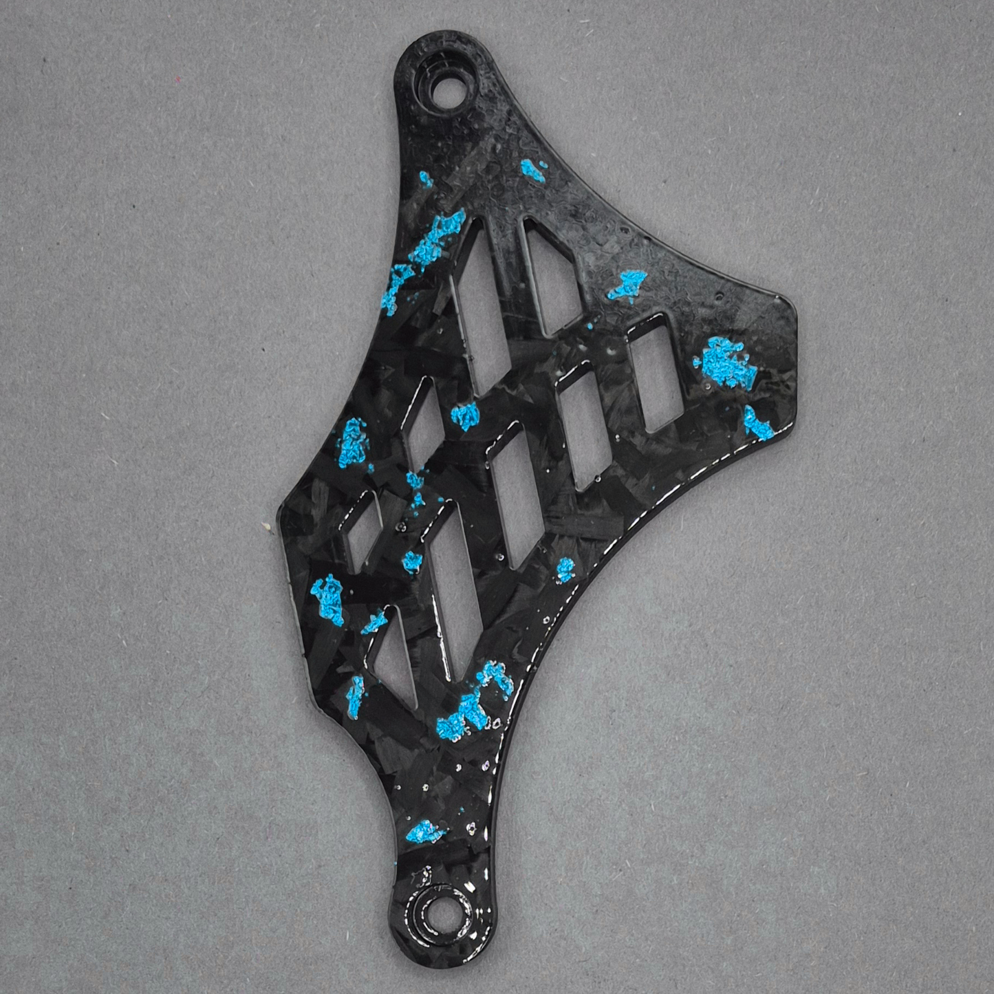 GEARCOVER | AM6 | CARBON