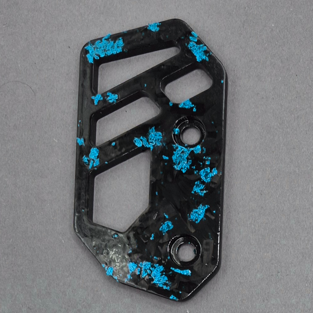 REAR BRAKE COVER | CARBON